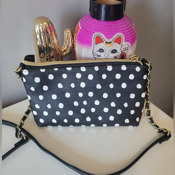 Betsey Johnson Wallet Bag, VGUC - Picture 3 of 8